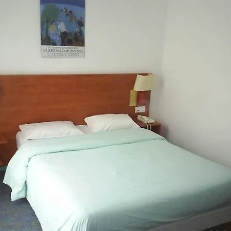 Le 21eme Hotel 2*